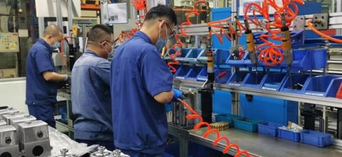 長(zhǎng)春一東 以自主創(chuàng)新驅(qū)動(dòng)發(fā)展，數(shù)碼產(chǎn)品研發(fā)與銷售開辟新增長(zhǎng)極